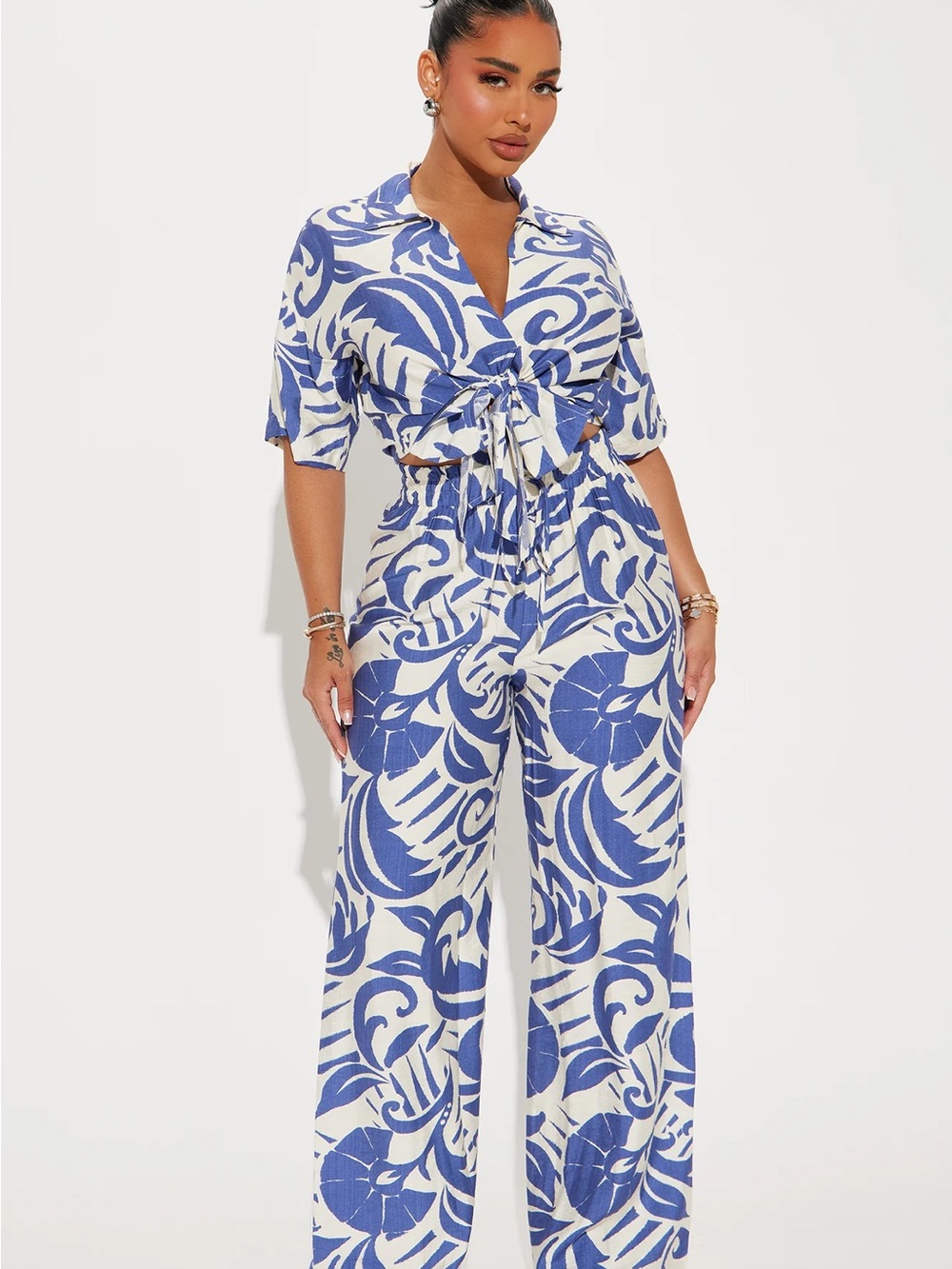 Fashion Nova Blue & White Wide-Leg Tie-Front Pant Set